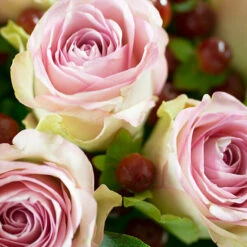 Blumenstrauß "delicate" -Outlet CHOCOLISSIMO Store Blumenstrauss delicate 2