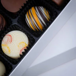 White XL - Pralinen -Outlet CHOCOLISSIMO Store White XL 3